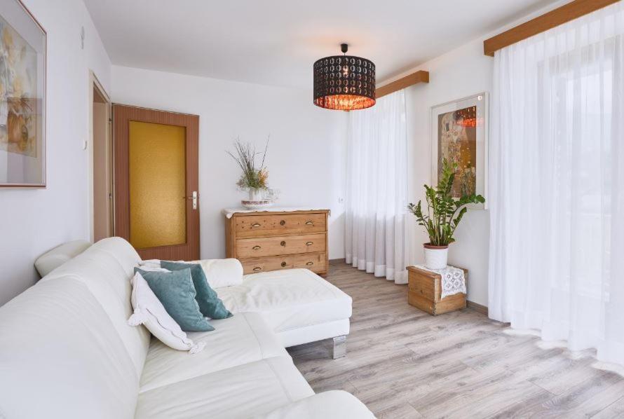 Apartmenthaus Haringer Novacella Luaran gambar